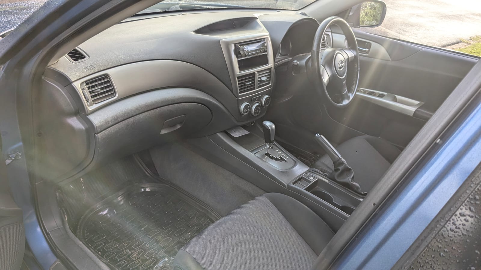 2007 Subaru Impreza GH3 interior and dashboard